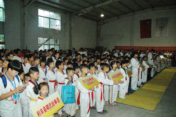 安徽青少年跆拳道锦标赛在亳开打